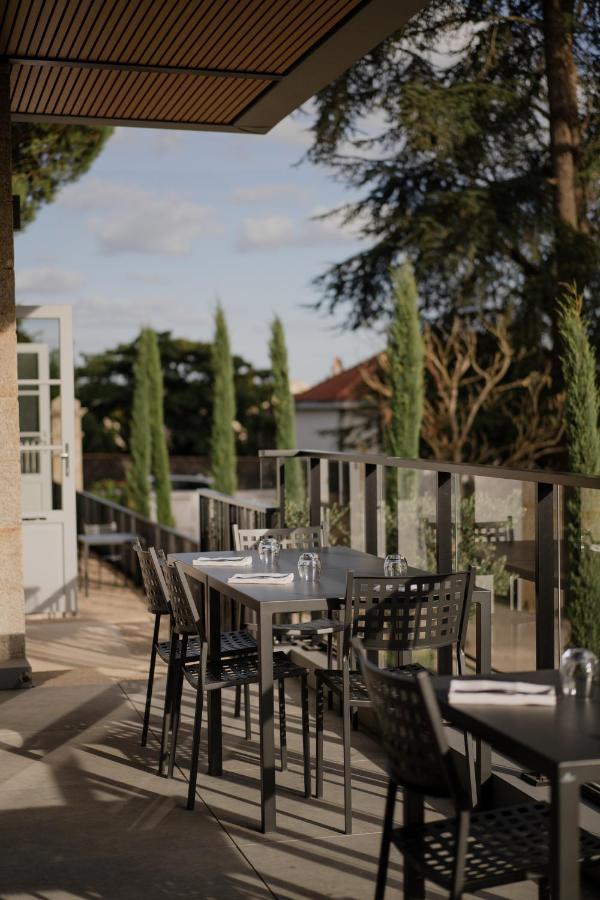 Hôtel-Restaurant Villa Métis Les Herbiers Exterior foto